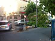  بالصور: حادث طرق ذاتي في شارع بن تسفي بمدينة يافا دون إصابات 